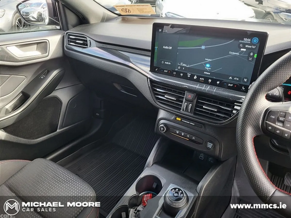 Ford Focus Hatchback, Diesel, 2024, Black