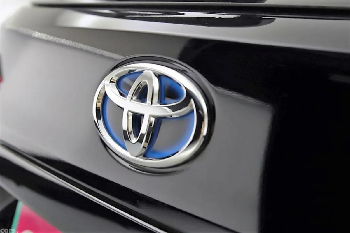 Toyota Corolla Cross SUV, Petrol Hybrid, 2024, Black