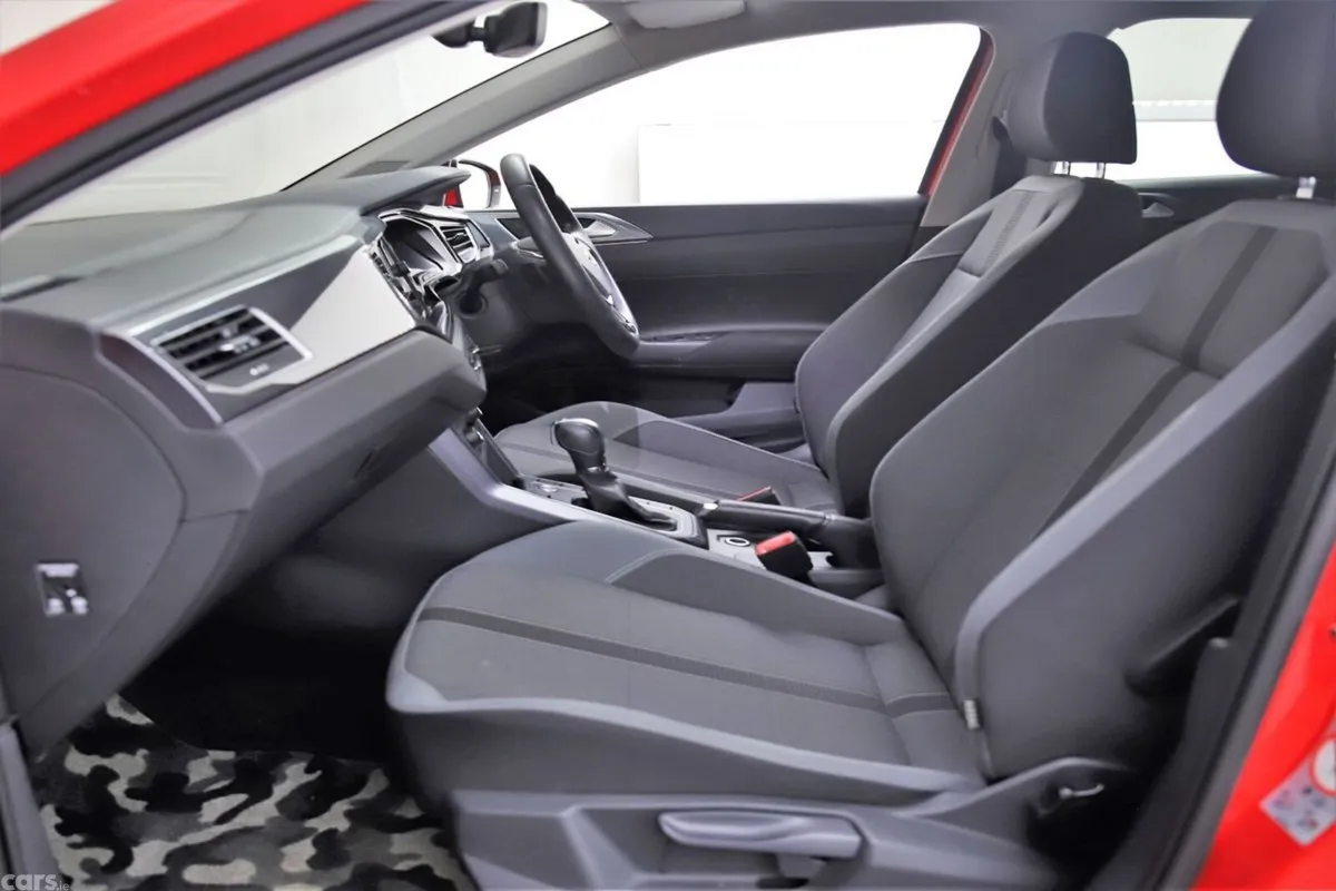 Volkswagen Polo Hatchback, Petrol, 2019, Red