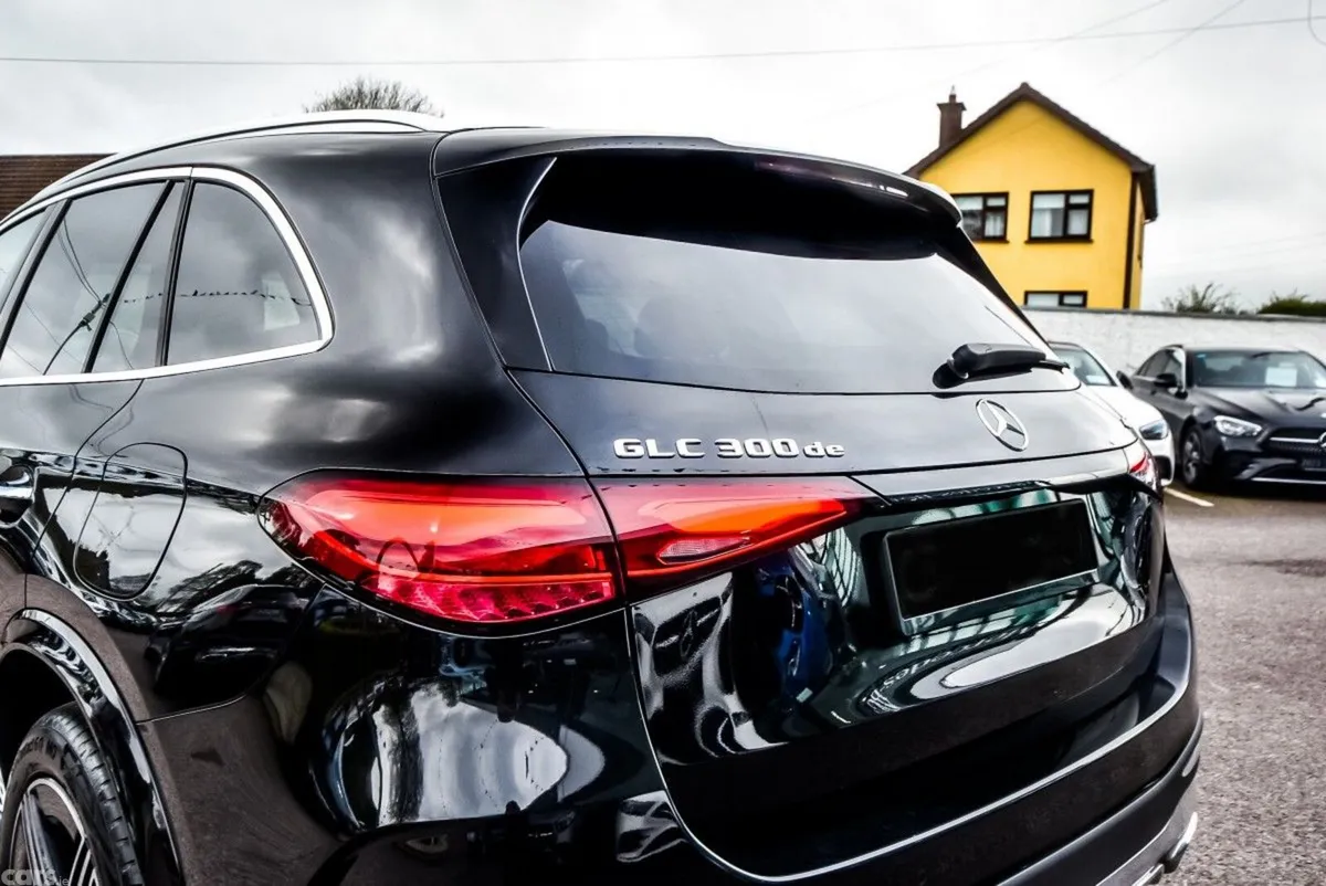 Mercedes-Benz GLC SUV, Diesel Plug-in Hybrid, 2026, Black