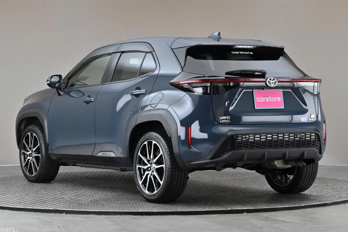 Toyota Yaris Cross SUV, Petrol Hybrid, 2024, Grey