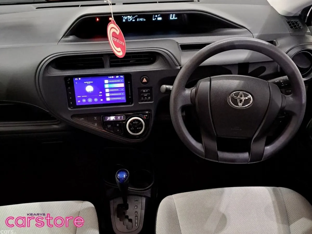 Toyota Aqua Hatchback, Petrol Hybrid, 2021, White