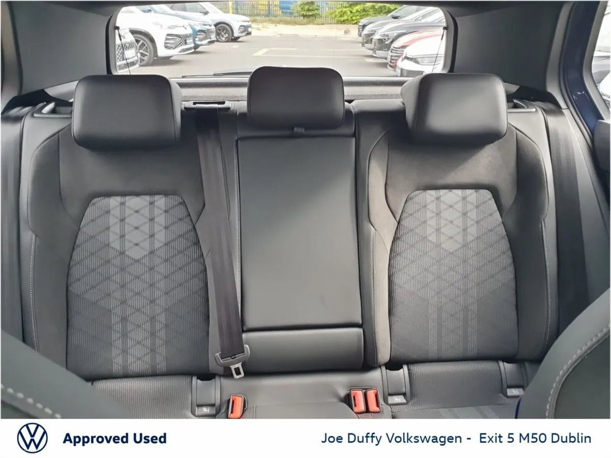 Volkswagen Golf Estate, Petrol, 2026, Blue