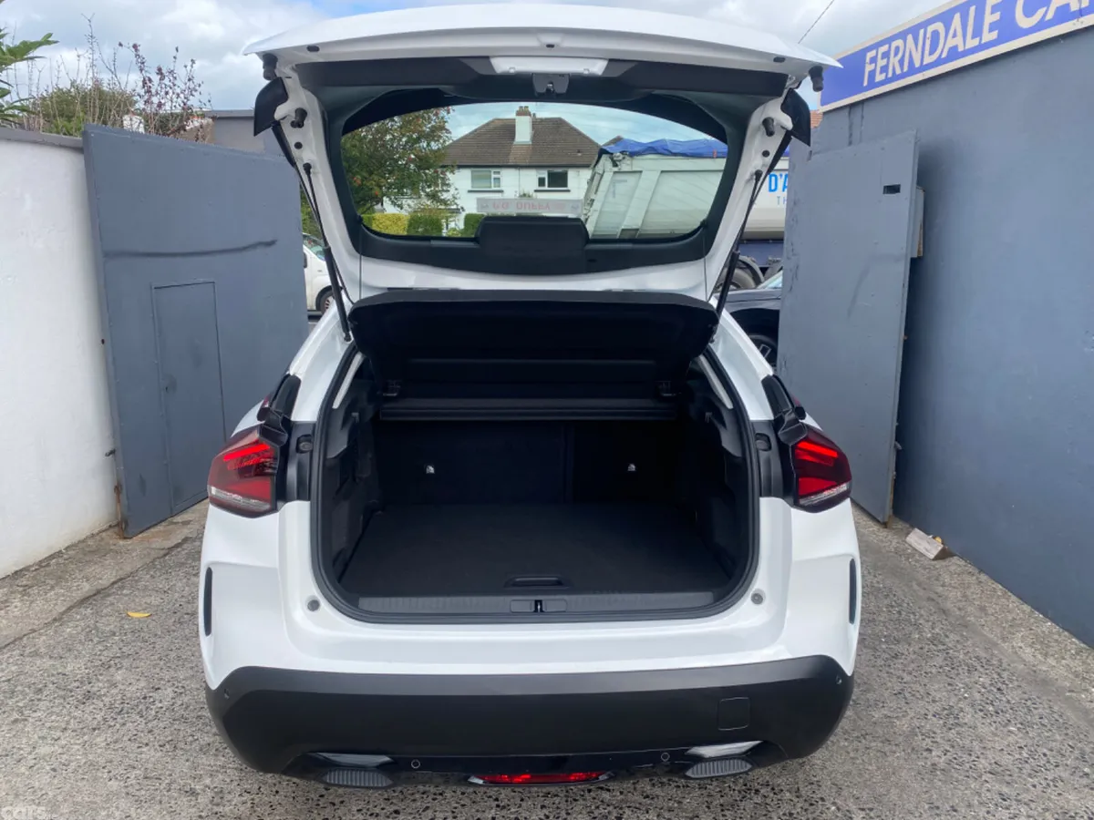 Citroen e-C4 Hatchback, Electric, 2024, White