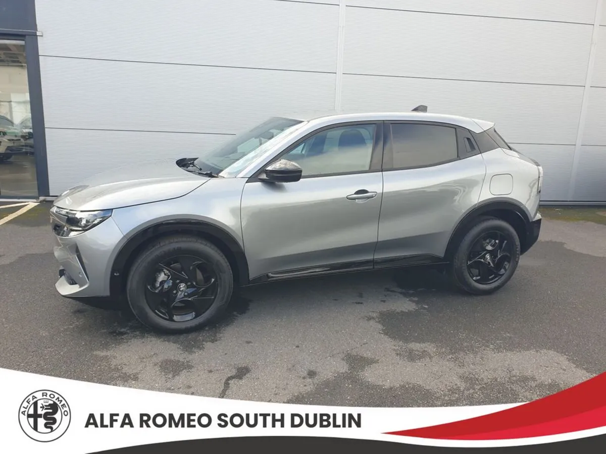 Alfa Romeo Junior Hatchback, Petrol Hybrid, 2026, Grey