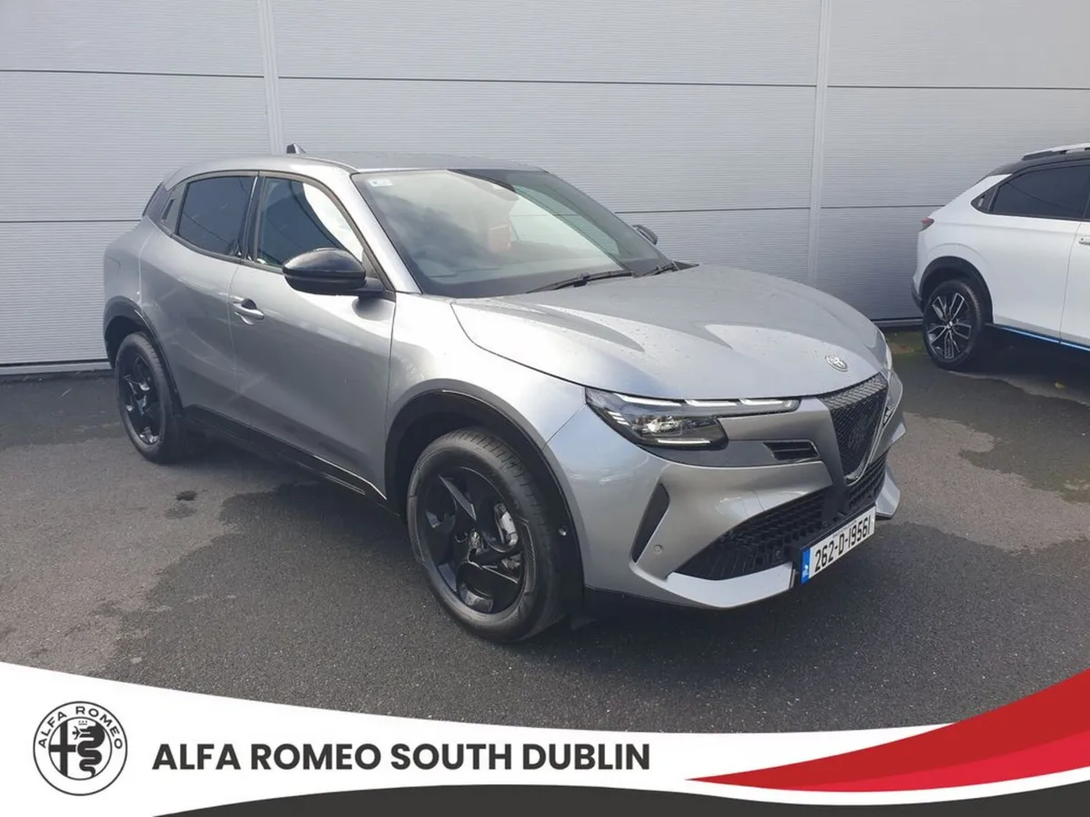 Alfa Romeo Junior Hatchback, Petrol Hybrid, 2026, Grey