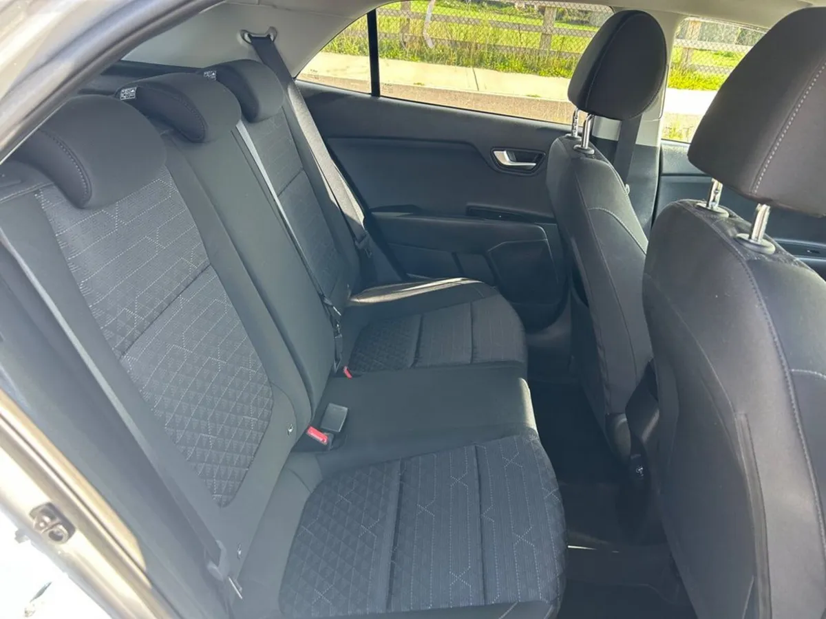 Kia Rio Hatchback, Petrol, 2023, Silver