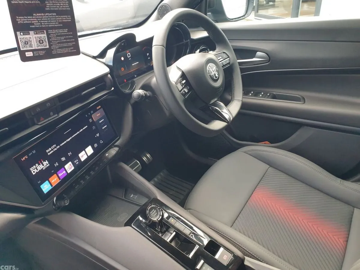 Alfa Romeo Junior Hatchback, Petrol Hybrid, 2026, Grey