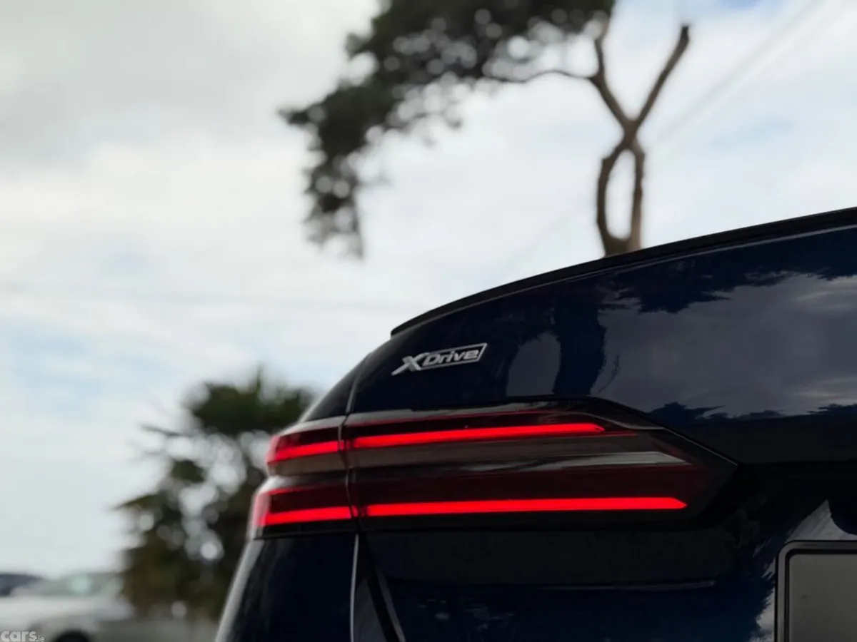 BMW 5-Series Saloon, Petrol Plug-in Hybrid, 2025, Blue