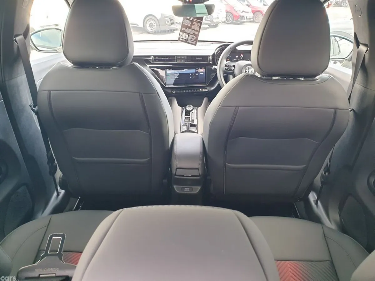 Alfa Romeo Junior Hatchback, Petrol Hybrid, 2026, Grey
