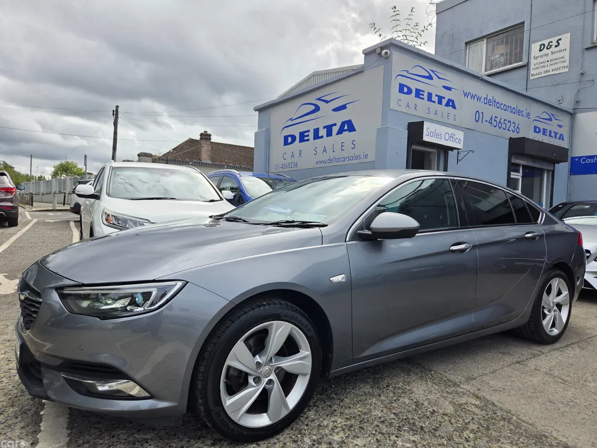 Opel Insignia Hatchback, Diesel, 2018, Grey