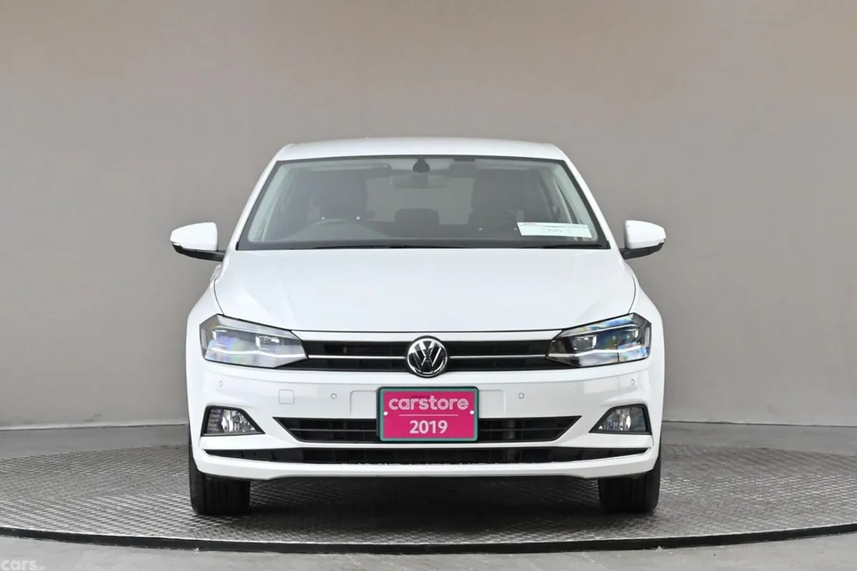 Volkswagen Polo Hatchback, Petrol, 2019, White