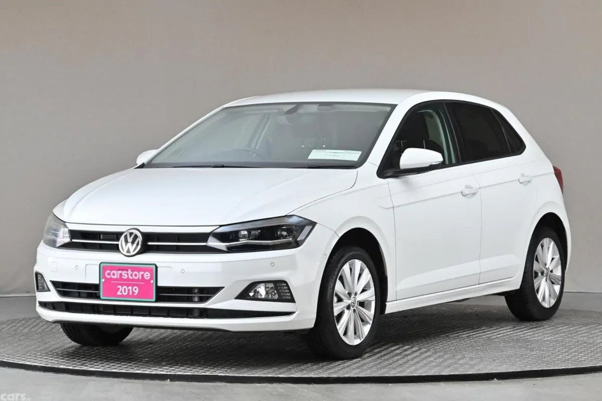 Volkswagen Polo Hatchback, Petrol, 2019, White