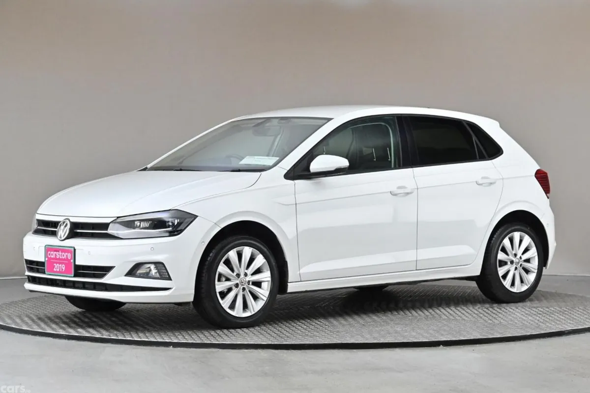 Volkswagen Polo Hatchback, Petrol, 2019, White