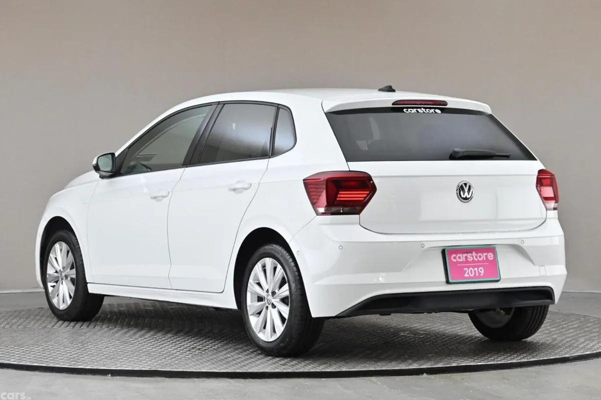 Volkswagen Polo Hatchback, Petrol, 2019, White
