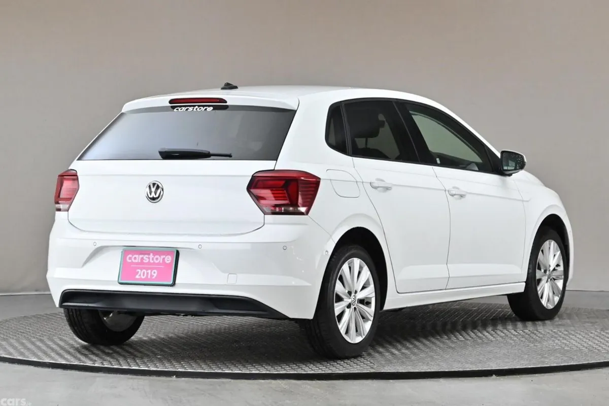 Volkswagen Polo Hatchback, Petrol, 2019, White