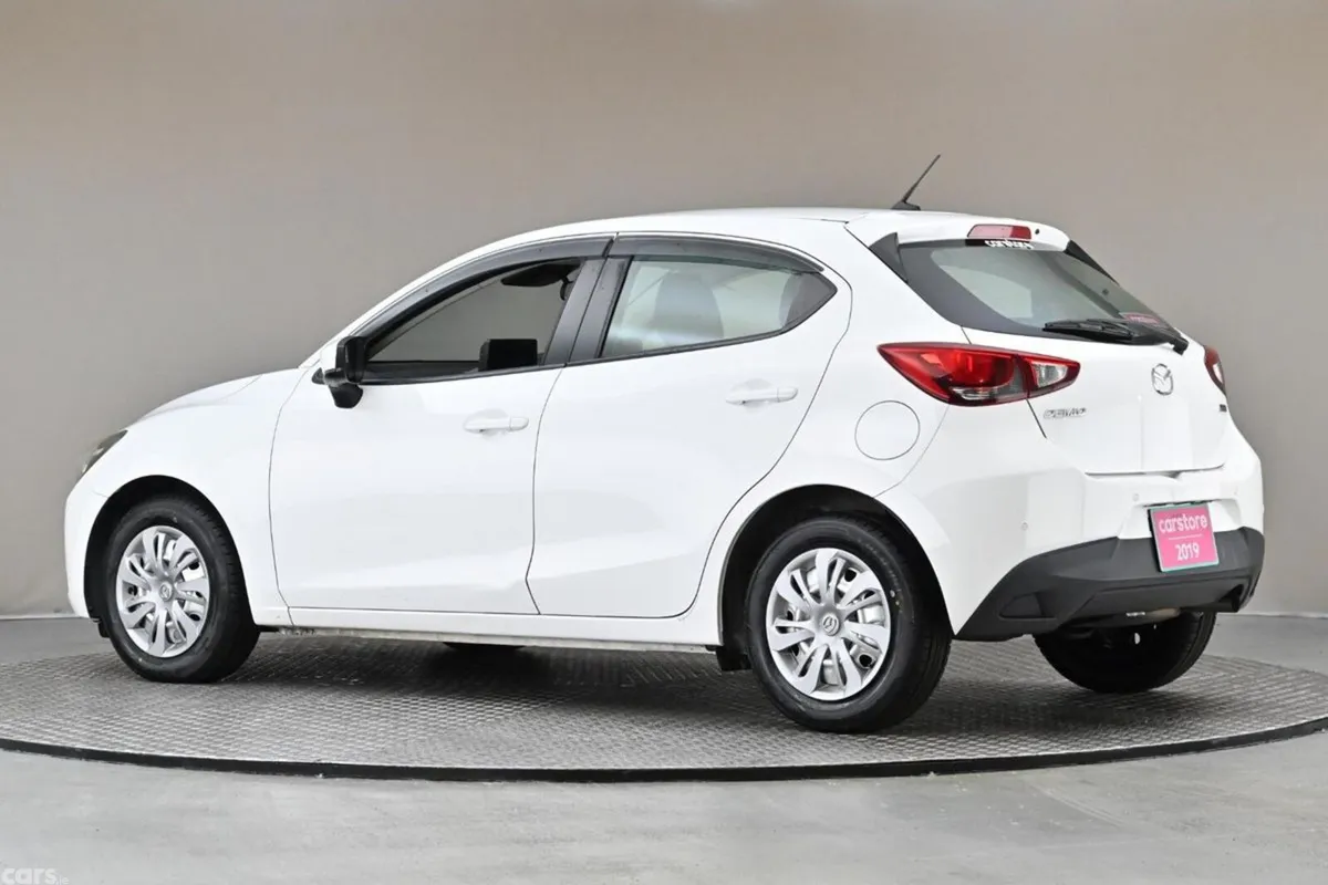 Mazda Mazda2 Hatchback, Petrol, 2019, White