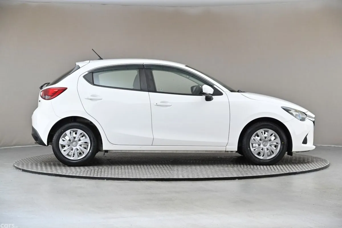 Mazda Mazda2 Hatchback, Petrol, 2019, White