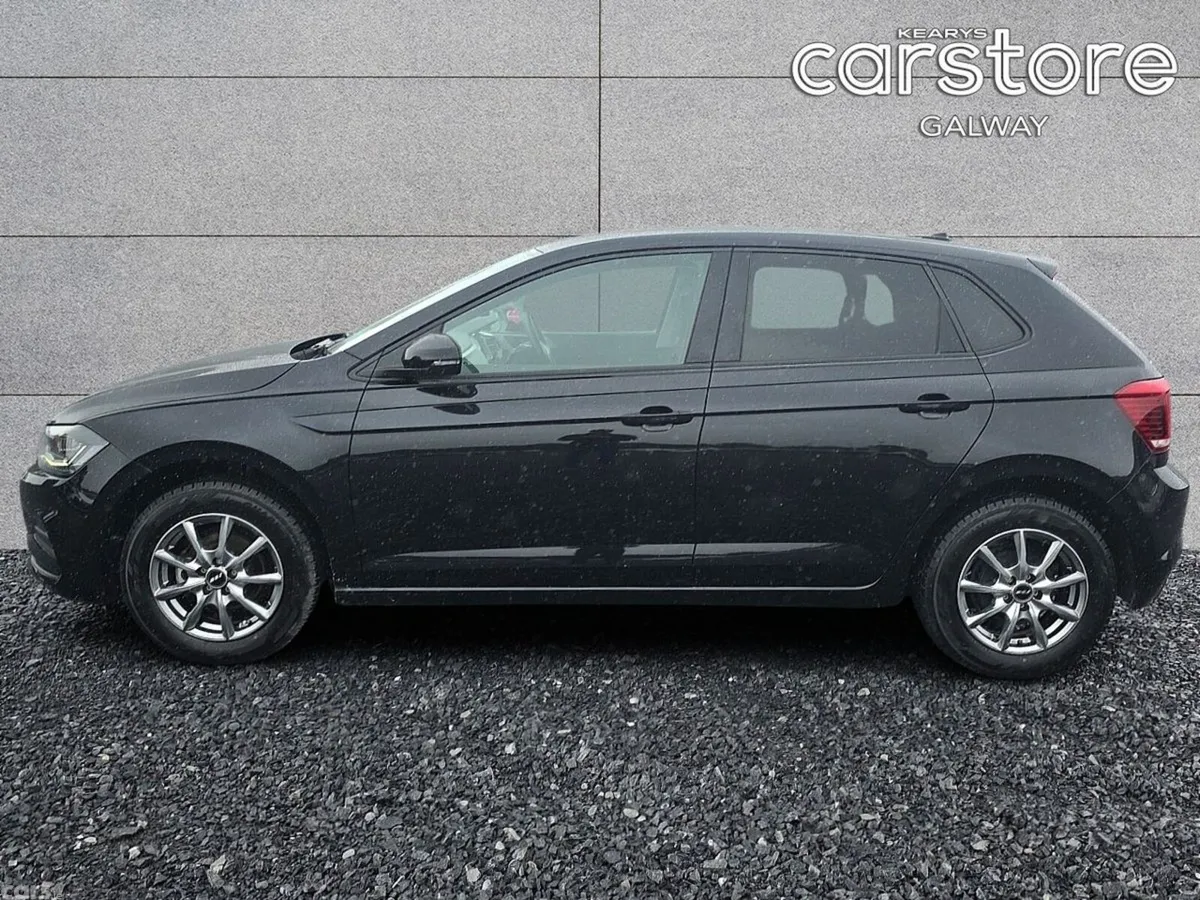 Volkswagen Polo Hatchback, Petrol, 2021, Black