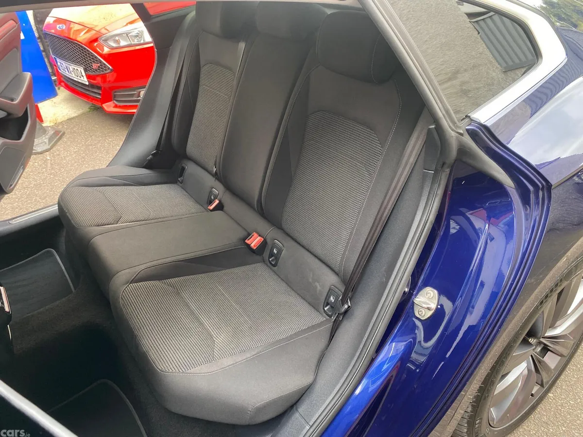 Volkswagen Arteon Hatchback, Diesel, 2019, Blue