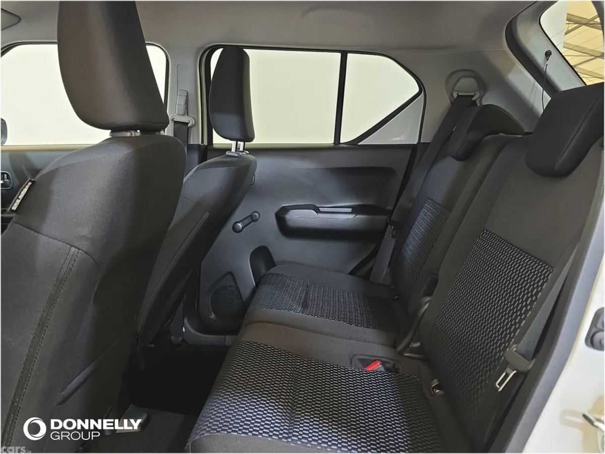 Suzuki Ignis Hatchback, Petrol, 2024, White