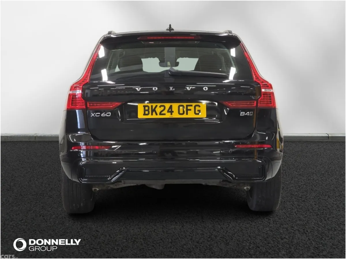 Volvo XC60 Estate, Diesel, 2024, Black