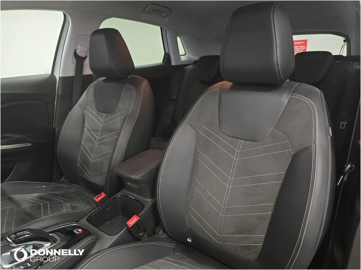 Vauxhall Grandland Hatchback, Diesel, 2023, White