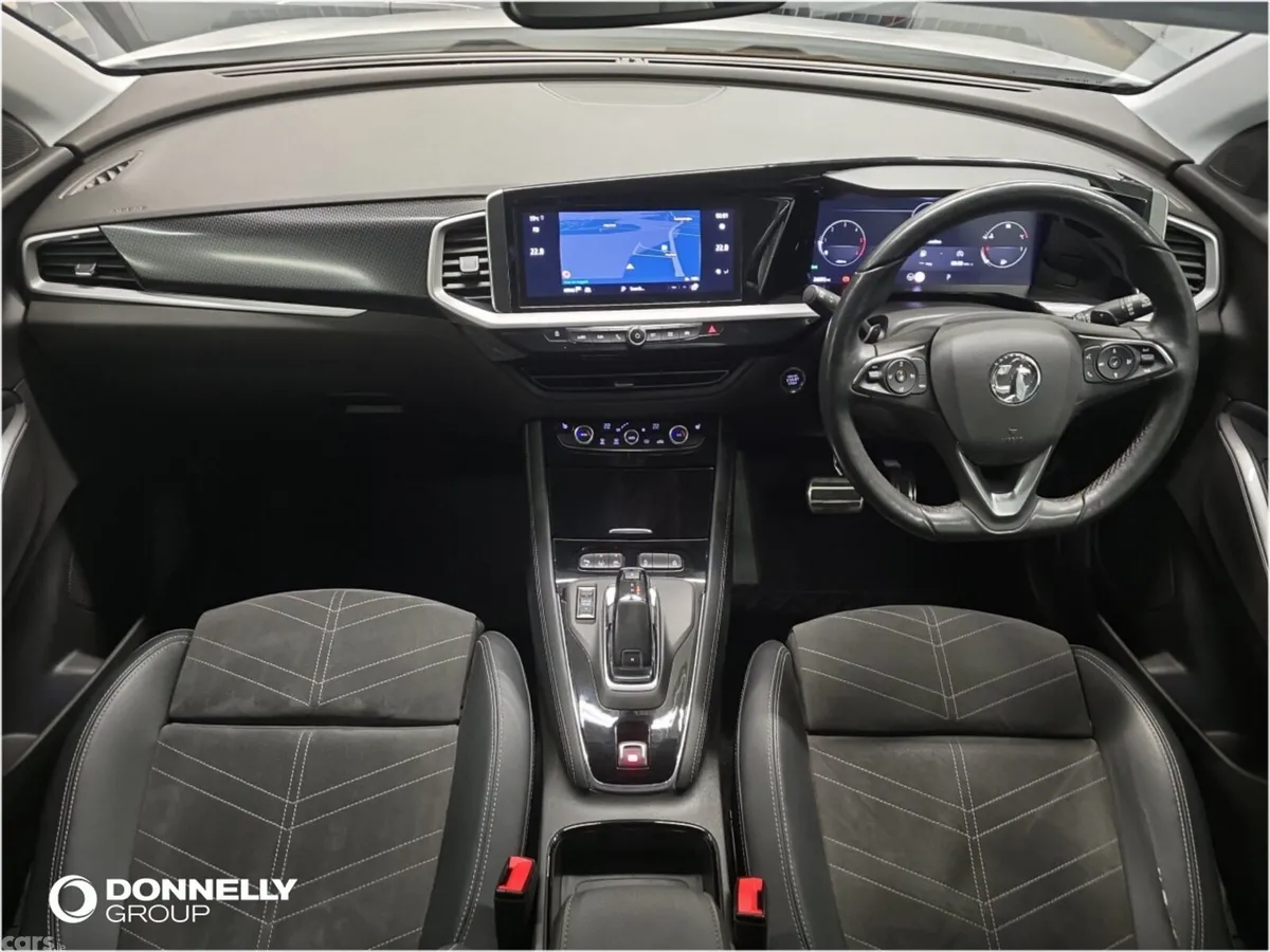 Vauxhall Grandland Hatchback, Diesel, 2023, White
