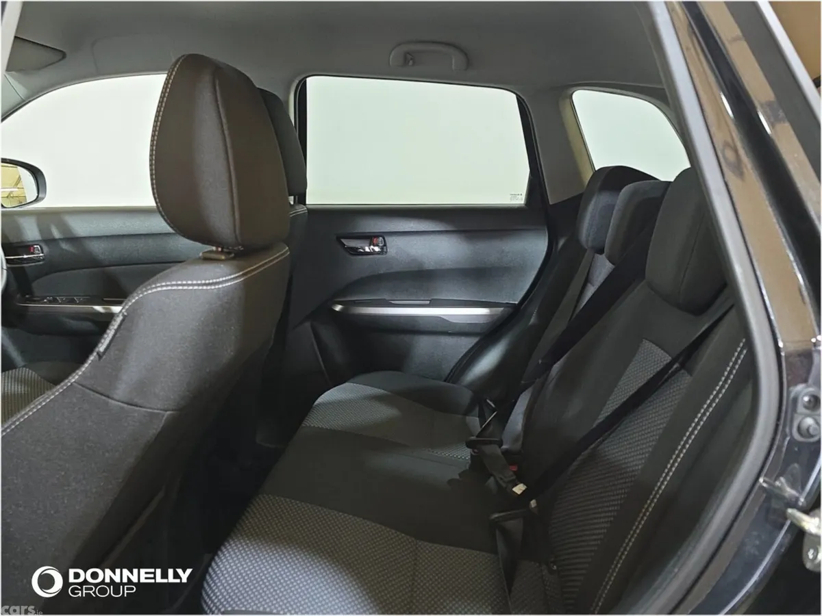 Suzuki Vitara Estate, Petrol, 2024, Black