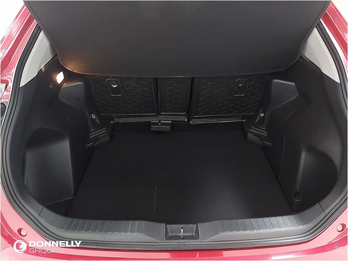 Toyota Yaris Hatchback, Petrol Hybrid, 2023, Red