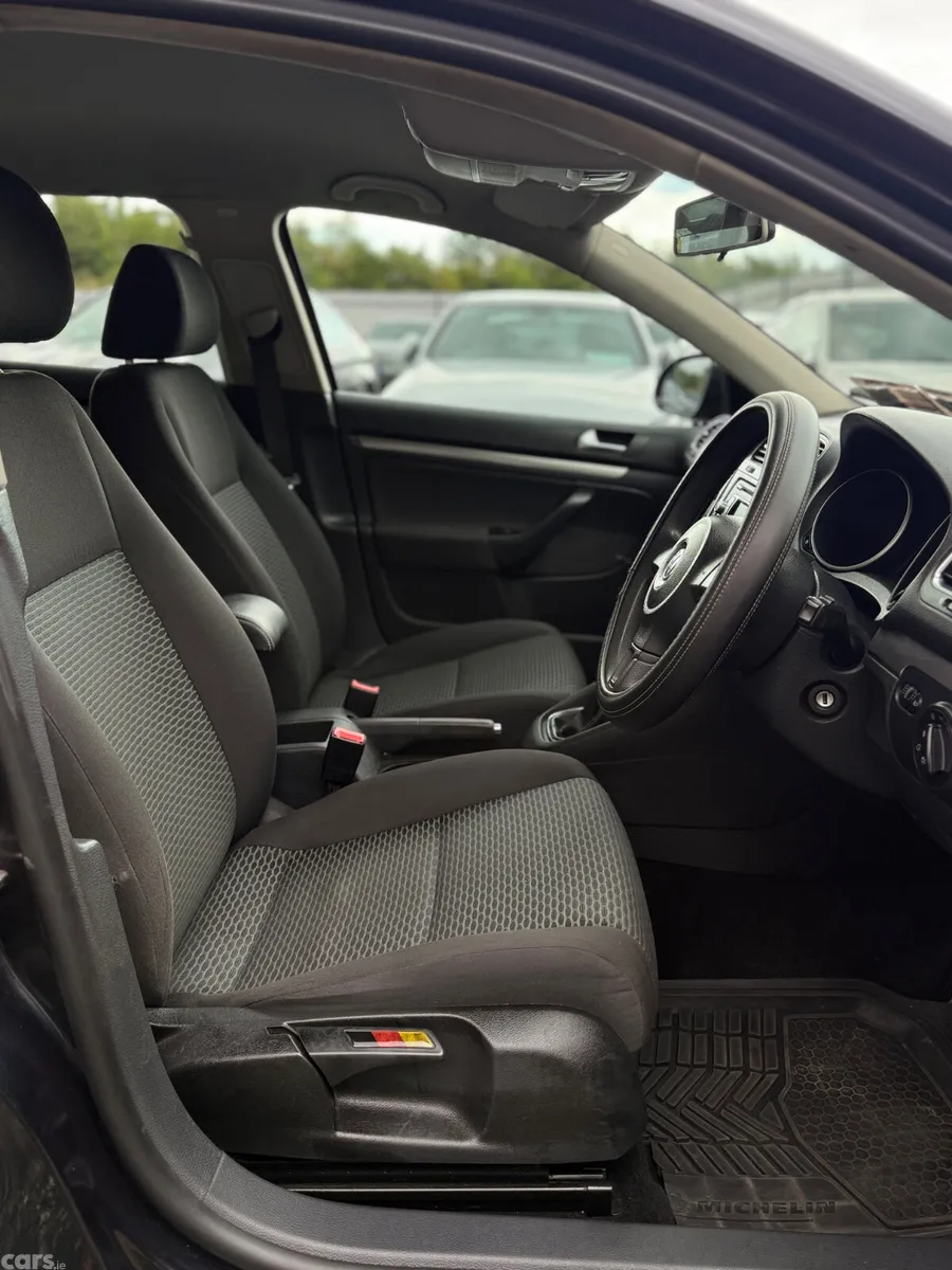Volkswagen Golf Estate, Diesel, 2011, Black