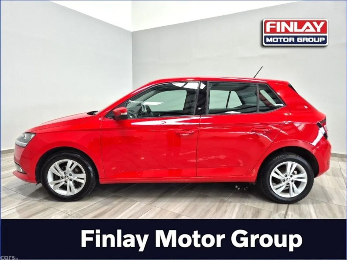 Skoda Fabia Hatchback, Petrol, 2020, Red