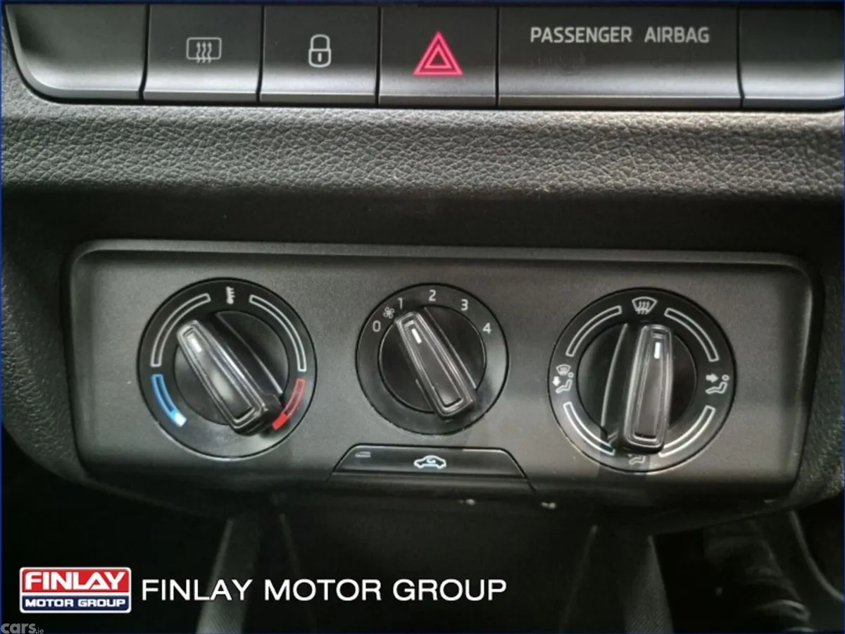 Skoda Fabia Hatchback, Petrol, 2020, Red