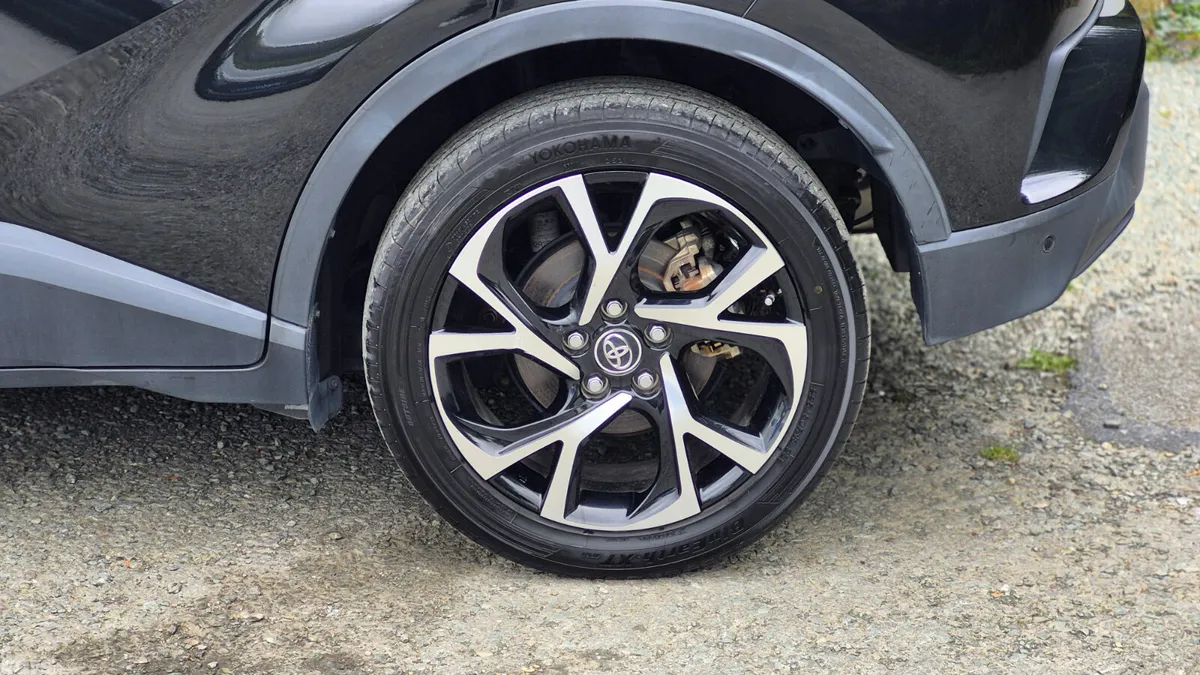 Toyota C-HR Hatchback, Petrol Hybrid, 2018, Black