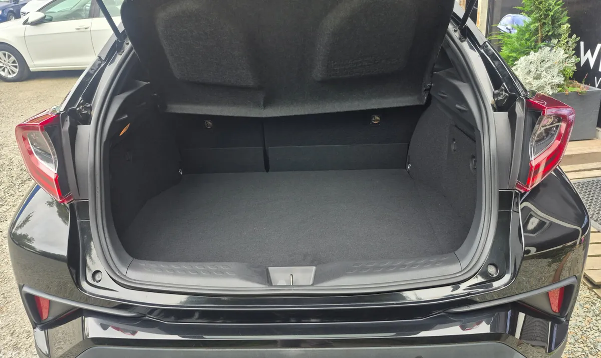 Toyota C-HR Hatchback, Petrol Hybrid, 2018, Black