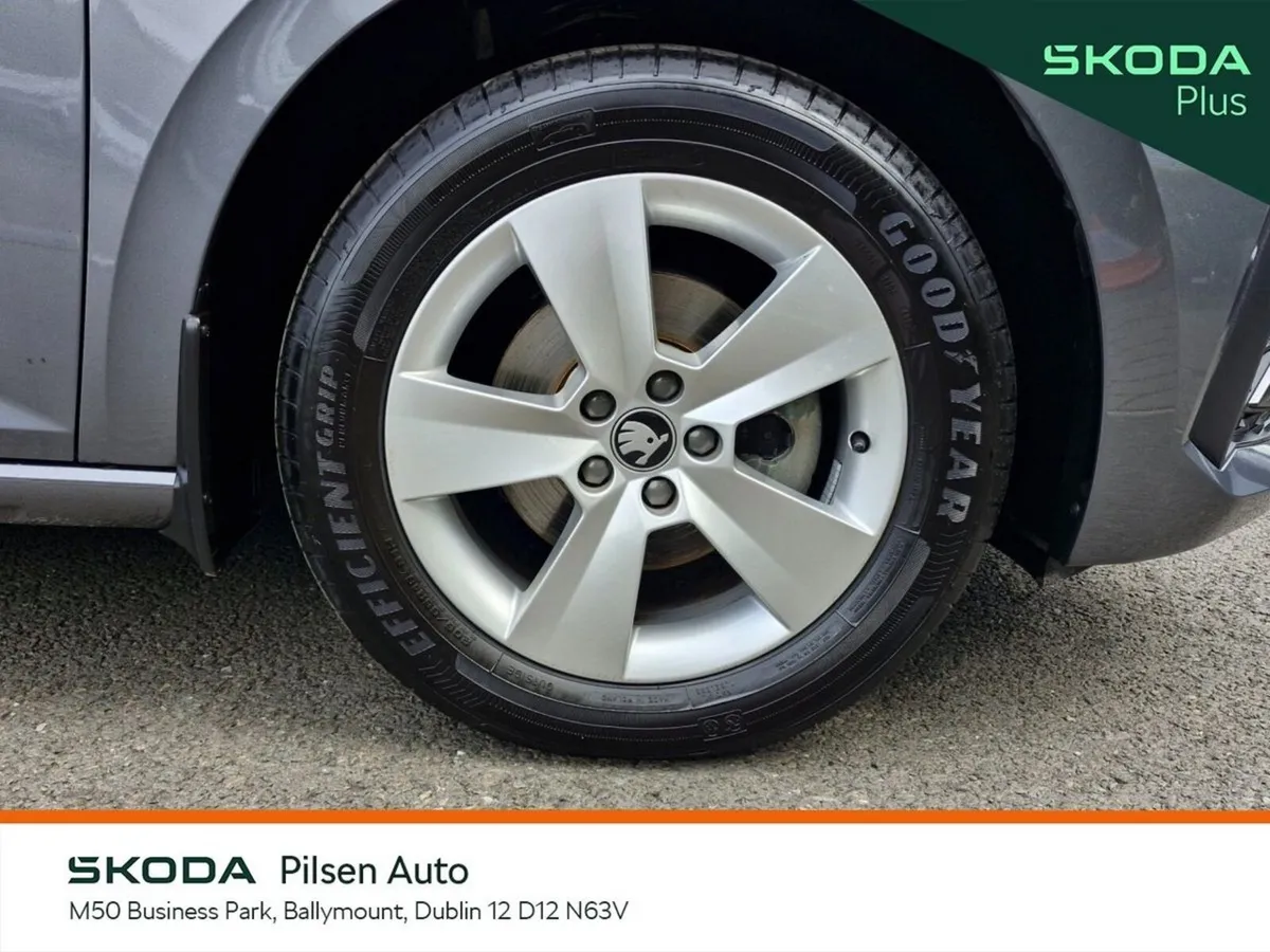 Skoda Scala Hatchback, Petrol, 2026, Grey