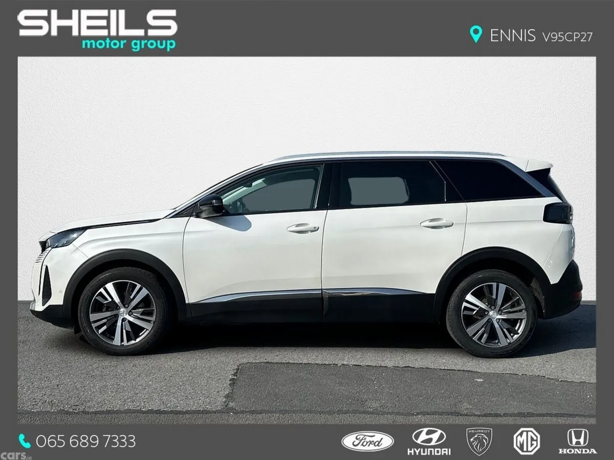 Peugeot 5008 MPV, Diesel, 2022, White