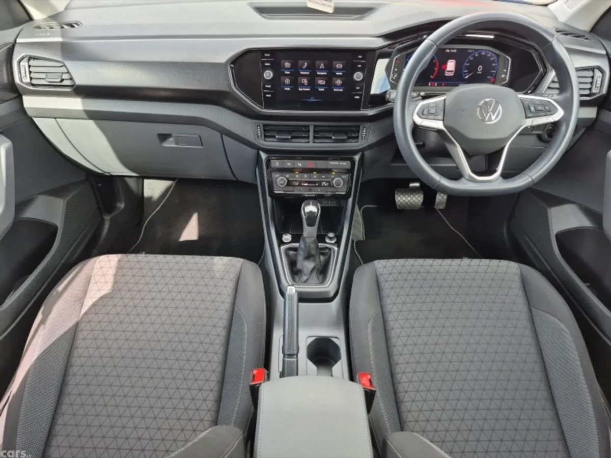 Volkswagen T-Cross Hatchback, Petrol, 2021, Blue