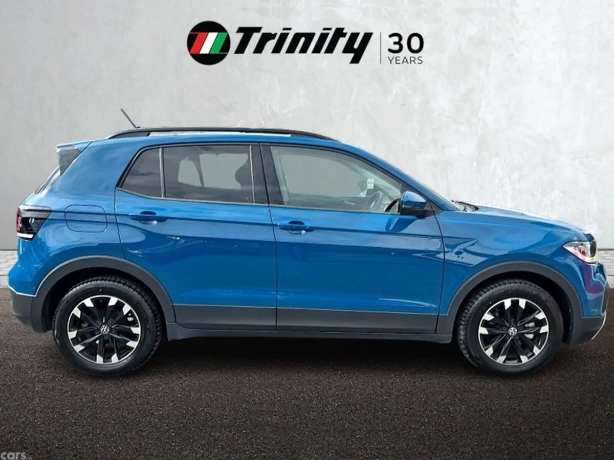 Volkswagen T-Cross Hatchback, Petrol, 2021, Blue
