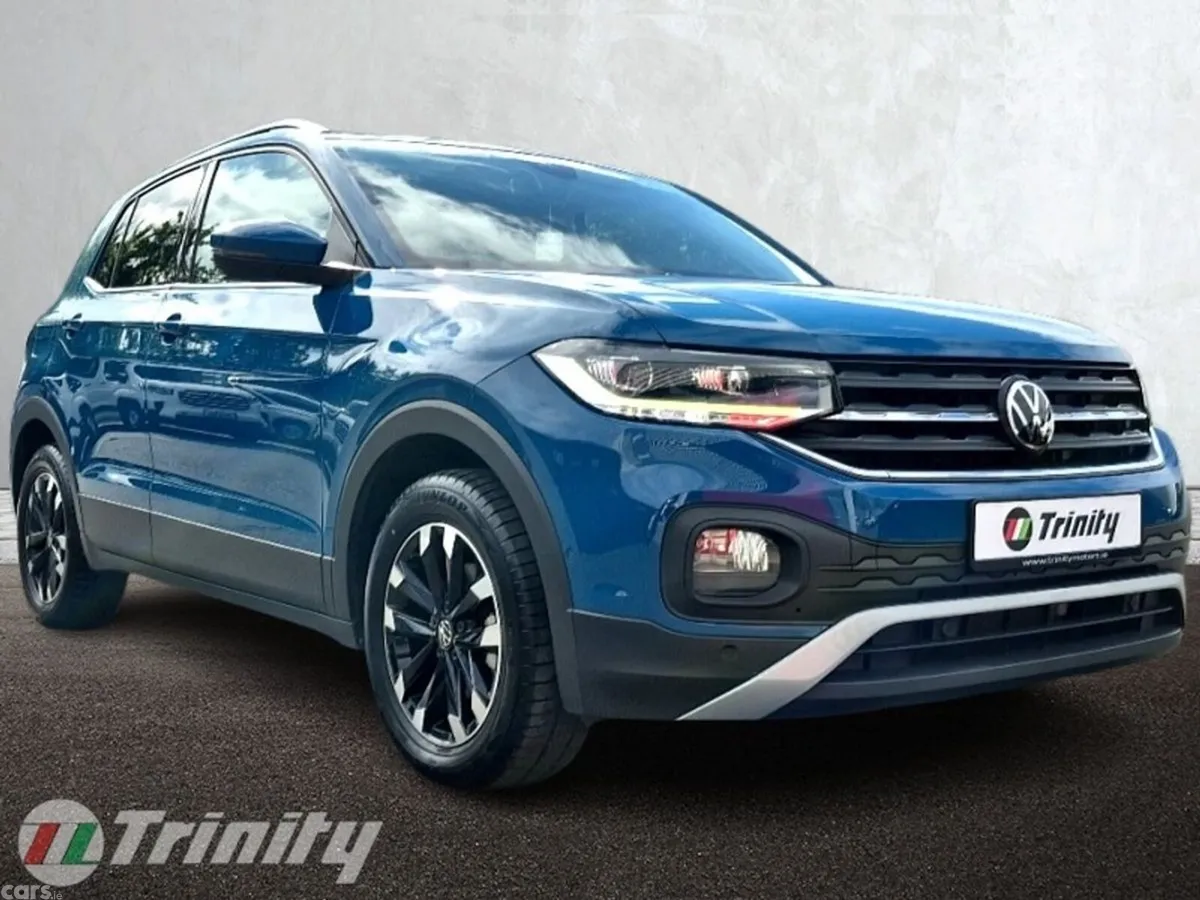 Volkswagen T-Cross Hatchback, Petrol, 2021, Blue