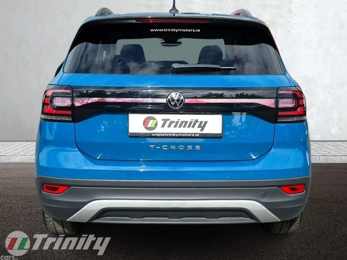 Volkswagen T-Cross Hatchback, Petrol, 2021, Blue