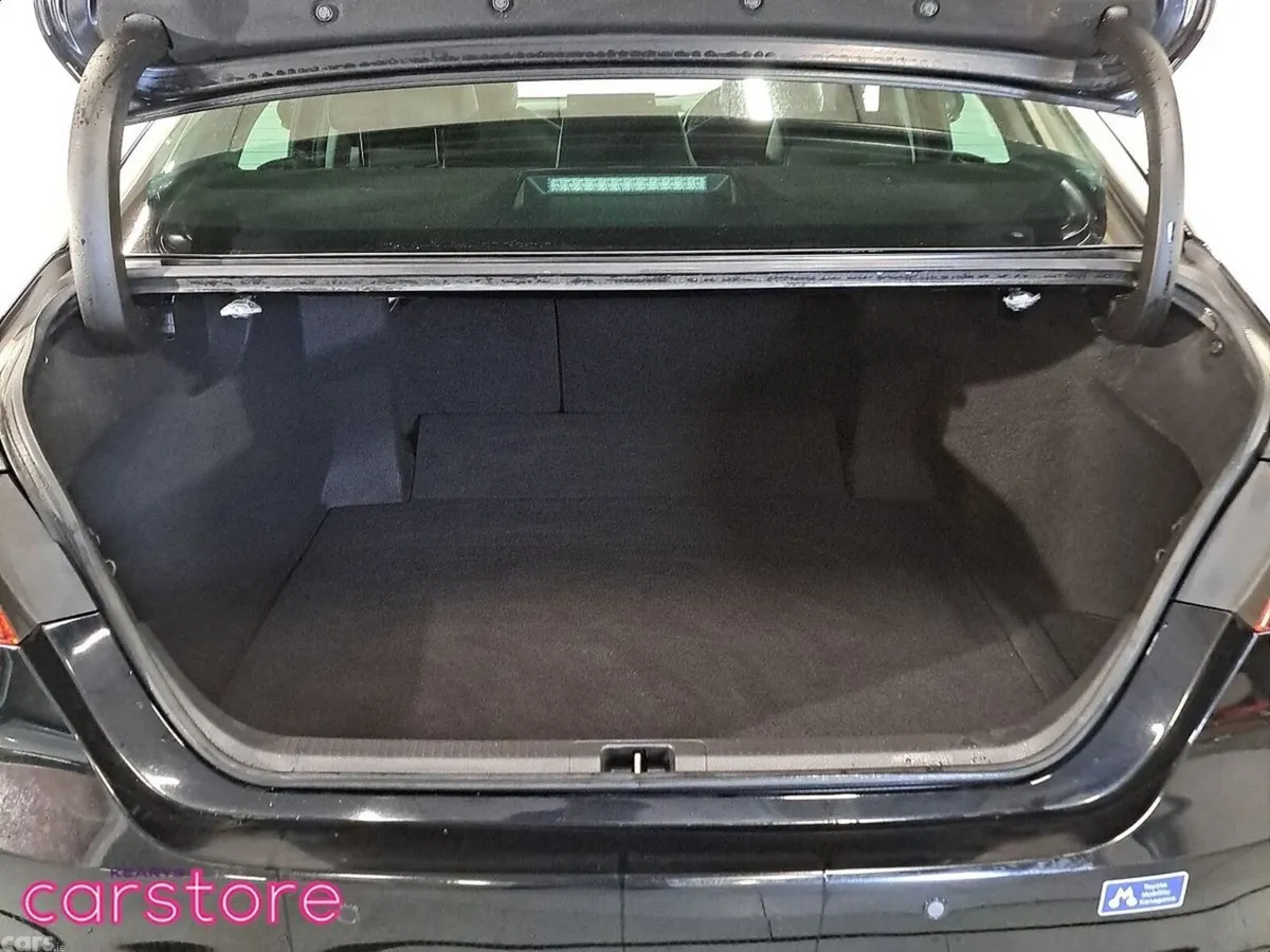Toyota Camry Saloon, Petrol Hybrid, 2021, Black