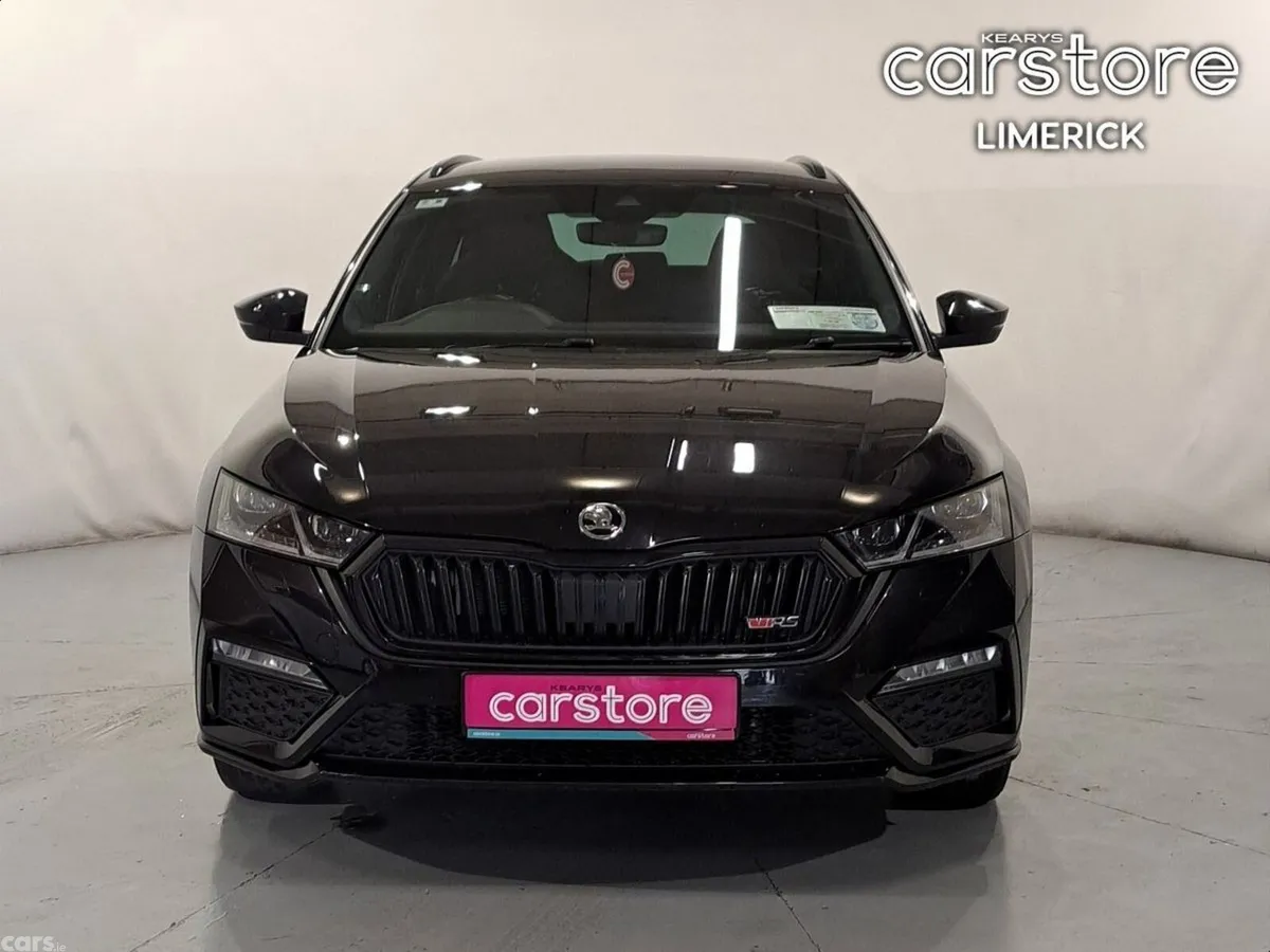 Skoda Octavia Estate, Petrol Plug-in Hybrid, 2022, Black