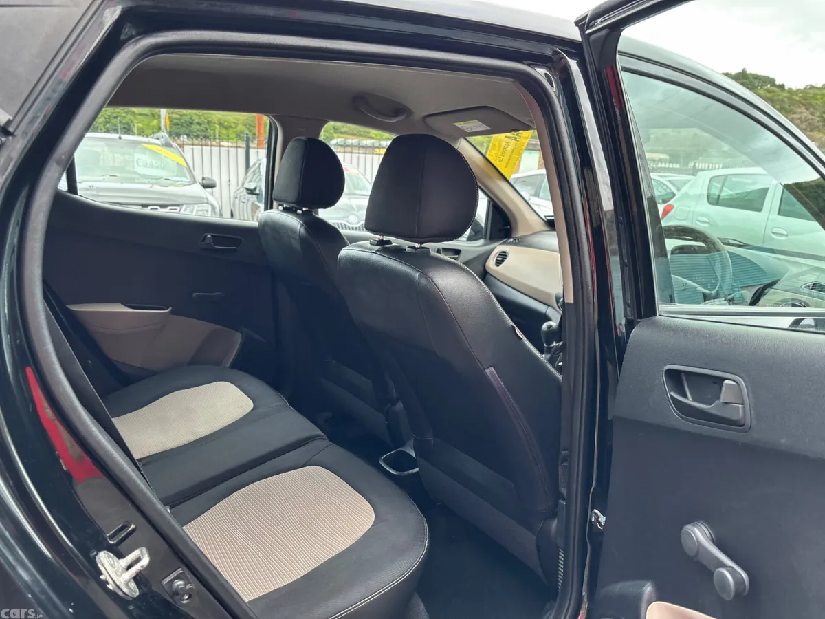 Hyundai i10 Hatchback, Petrol, 2014, Black