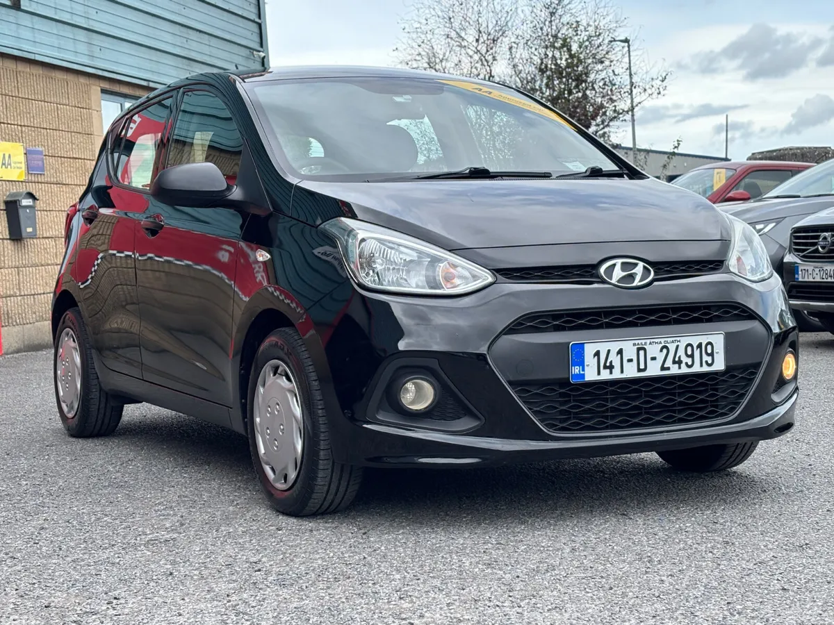 Hyundai i10 Hatchback, Petrol, 2014, Black