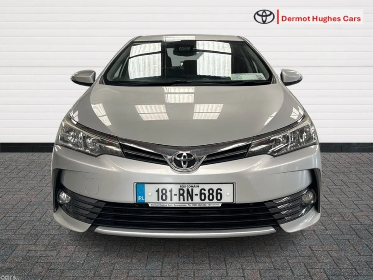 Toyota Corolla Saloon, Diesel, 2018, Silver