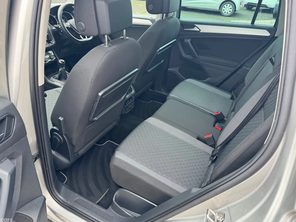 Volkswagen Tiguan SUV, Diesel, 2019, Grey