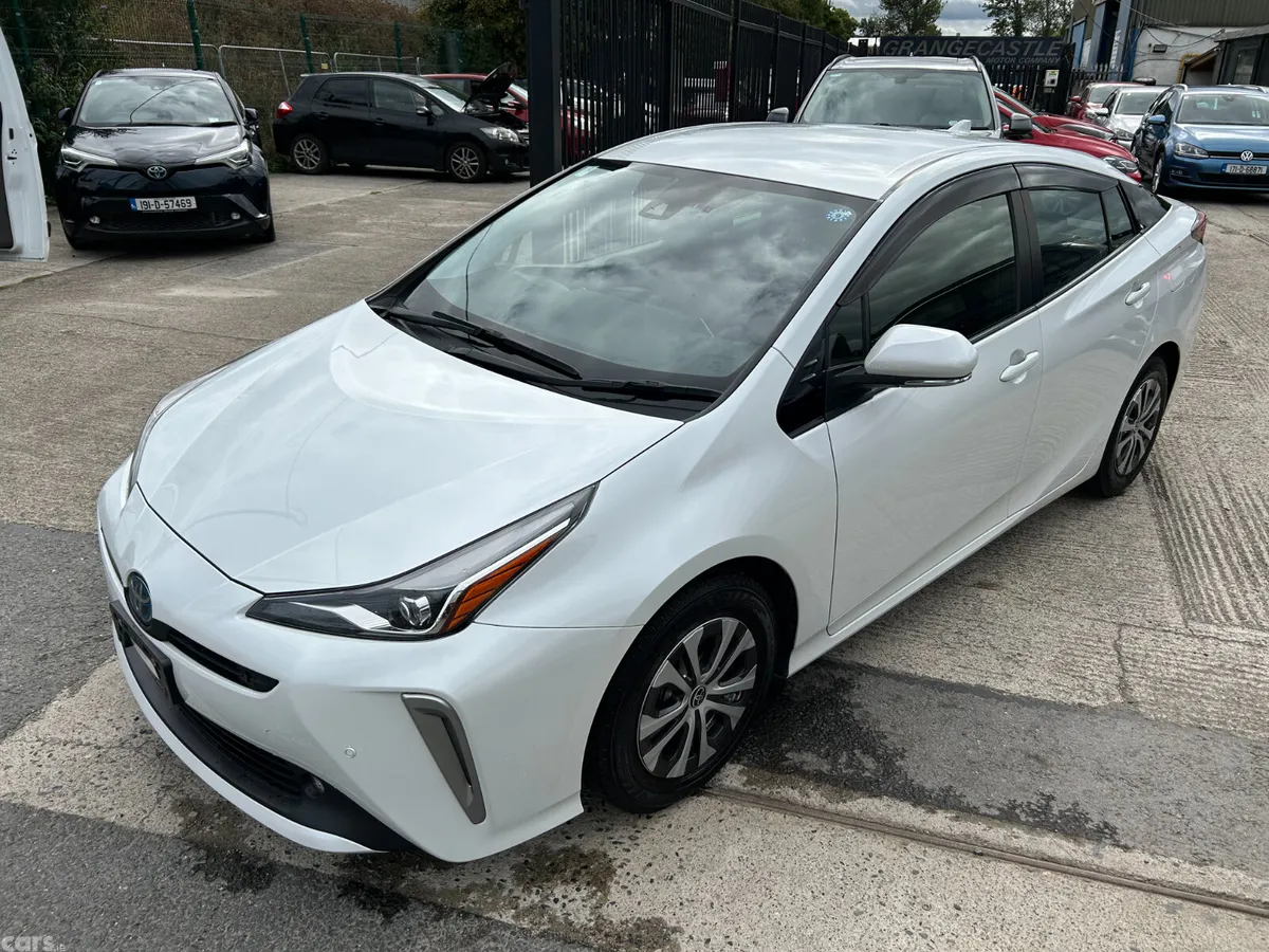 Toyota Prius Hatchback, Petrol Hybrid, 2022, White