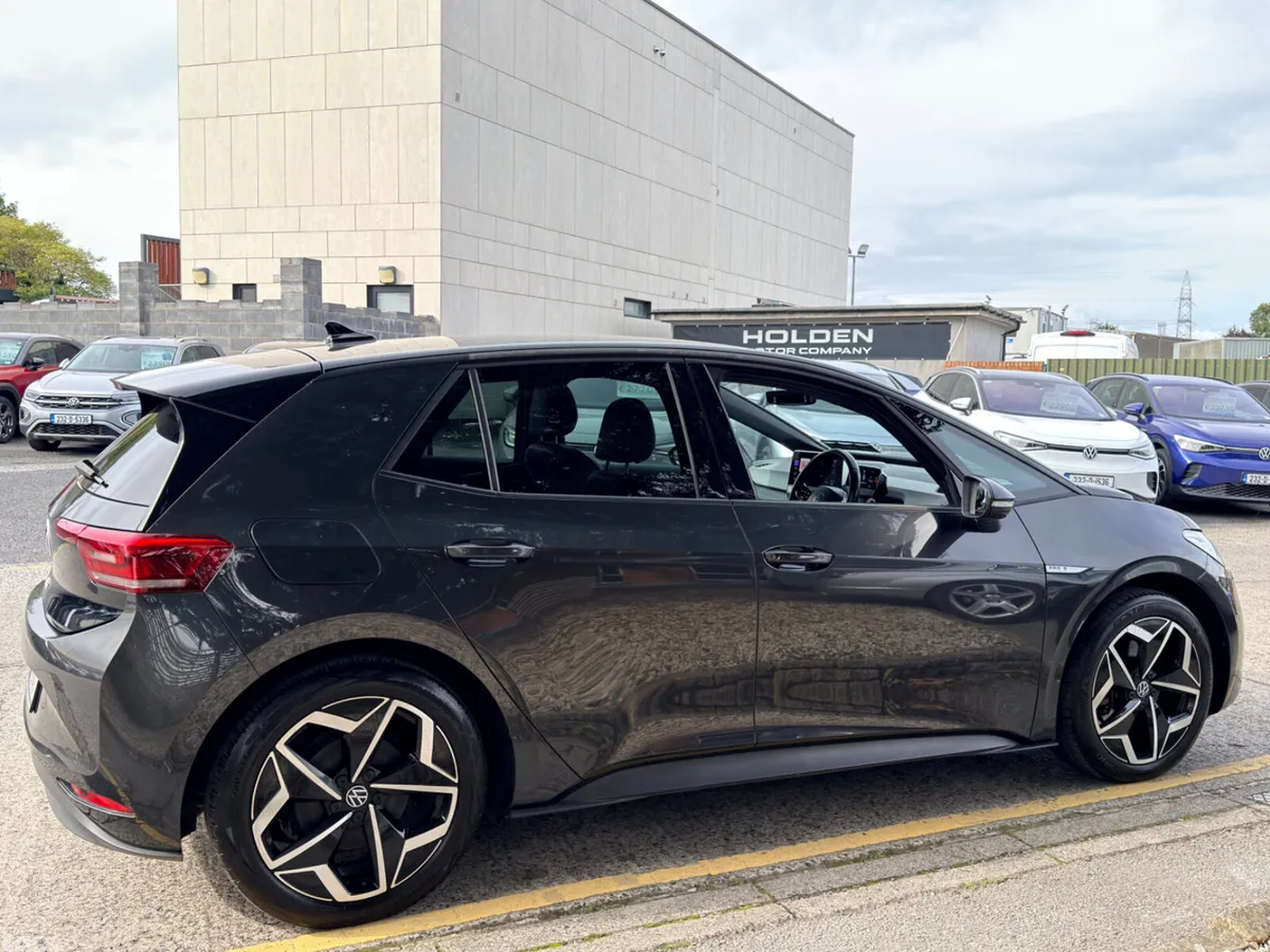 Volkswagen ID.3 Estate, Electric, 2022, Grey