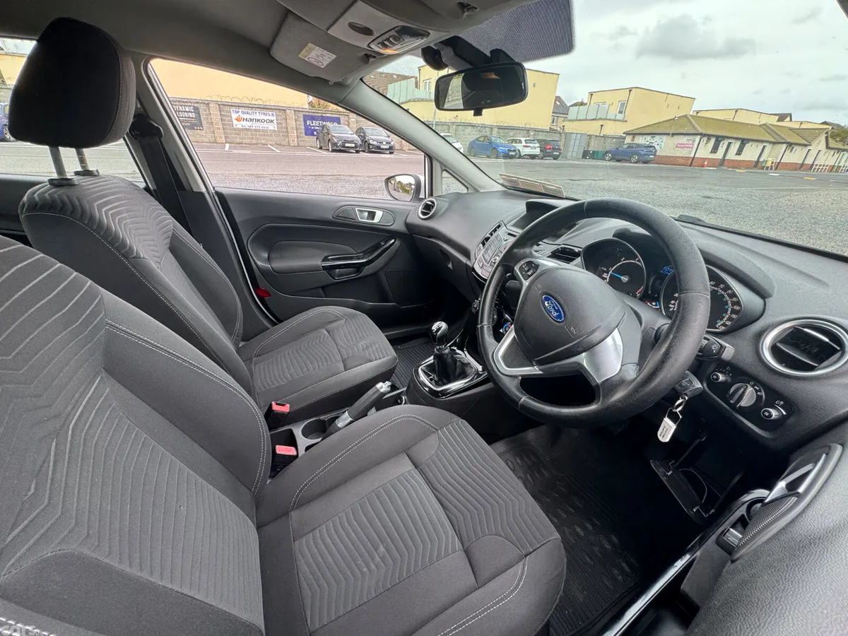 Ford Fiesta Hatchback, Diesel, 2013, White